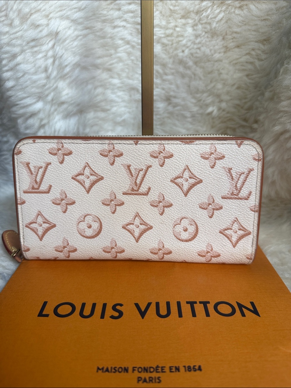 Louis Vuitton Fall for You Monogram Zip Wallet